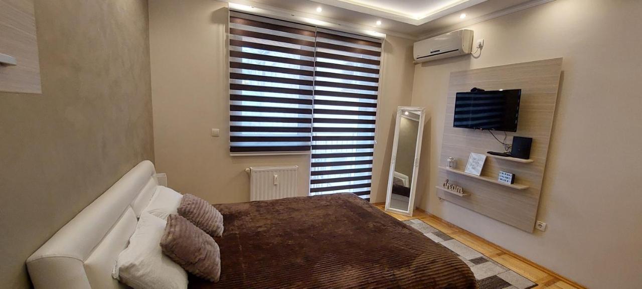סובוטיקה Apartman Studio Niki מראה חיצוני תמונה